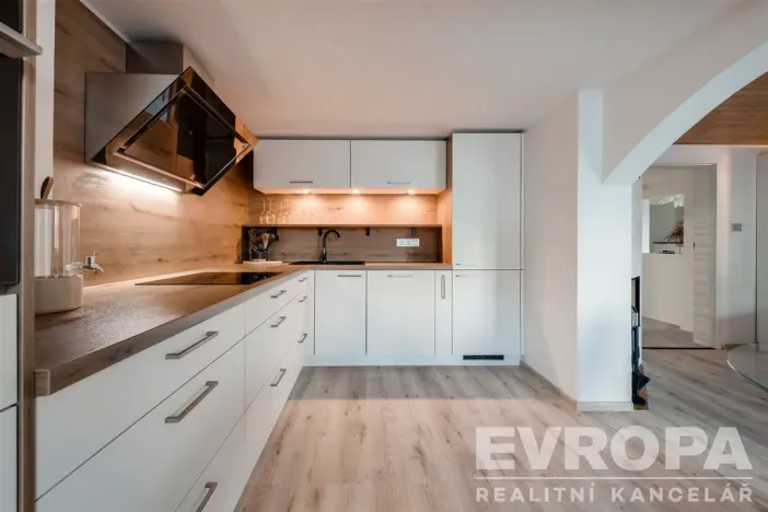 Prodej rodinného domu, Trhová Kamenice, 197 m2