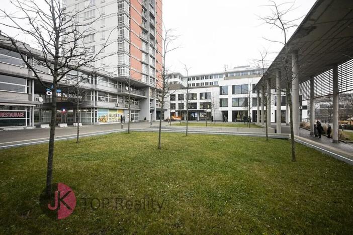 Pronájem bytu 1+kk, Praha - Strašnice, Vinohradská, 41 m2