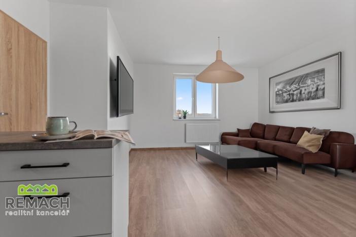 Pronájem bytu 2+kk, Náchod, Bartoňova, 61 m2