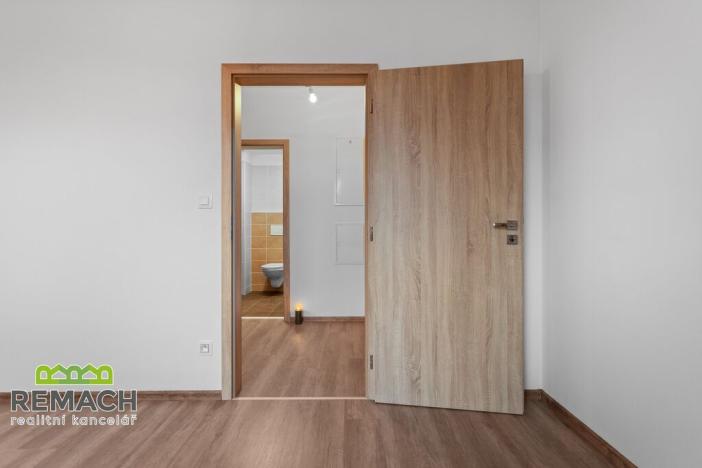 Pronájem bytu 2+kk, Náchod, Bartoňova, 61 m2