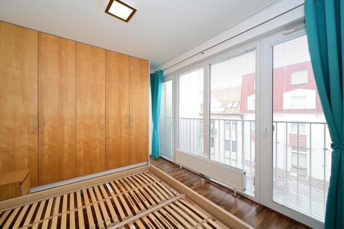 Pronájem bytu 3+kk, Praha - Kobylisy, Ke Stírce, 72 m2