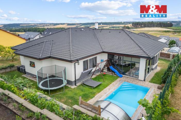 Prodej rodinného domu, Slaný - Netovice, 166 m2