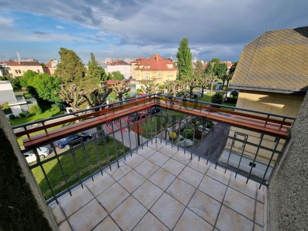 Prodej bytu 4+1, Opava - Předměstí, Zborovská, 104 m2