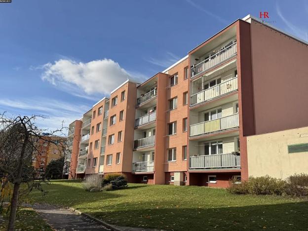 Prodej bytu 4+1, Kamenice, Sídliště II, 84 m2