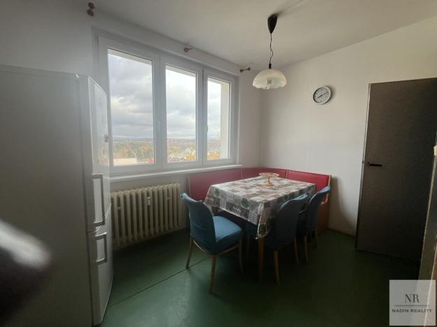 Pronájem bytu 2+1, Karlovy Vary, Závodu míru, 63 m2