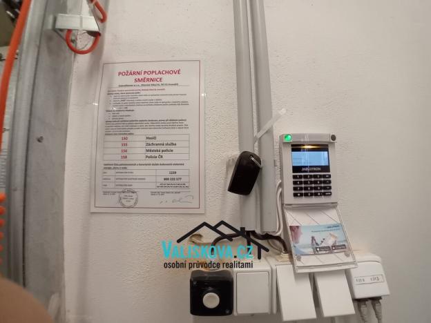 Pronájem obchodního prostoru, Kroměříž, Bílanská, 307 m2