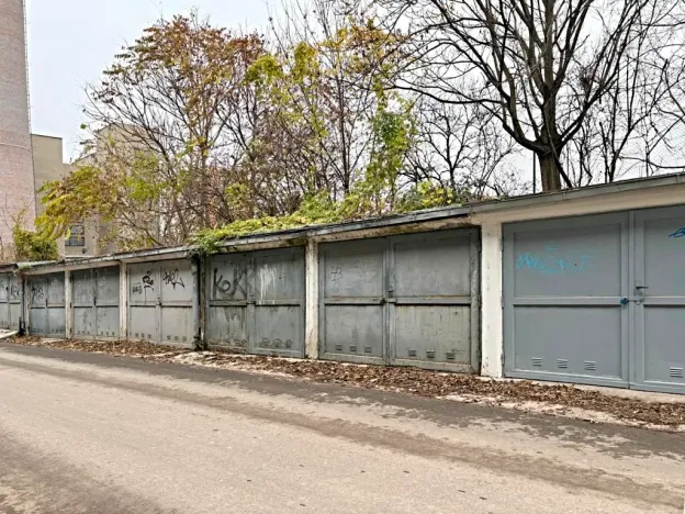 Prodej garáže, Brno, Rybářská, 17 m2