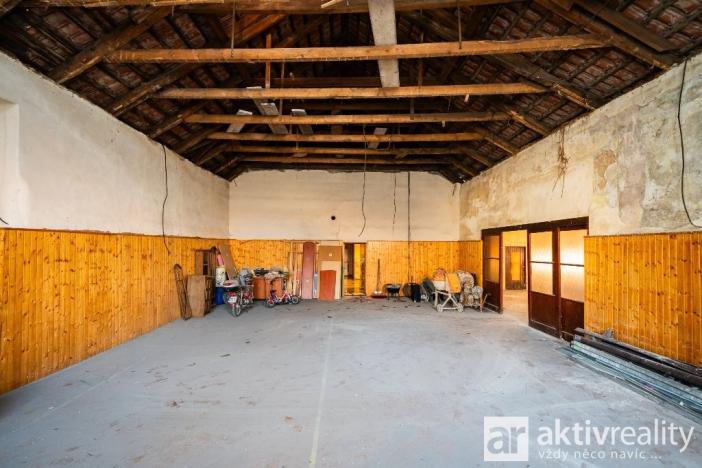 Prodej obchodního prostoru, Neratovice, Hlavní, 620 m2