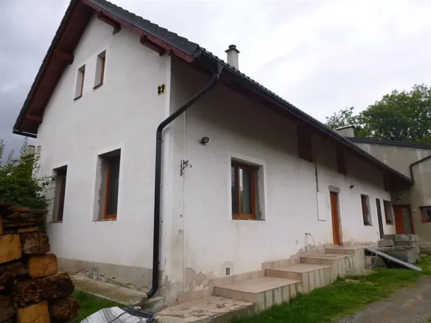 Dražba rodinného domu, Chrast, 488 m2