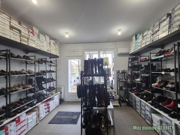 Pronájem obchodního prostoru, Praha - Vršovice, Vršovická, 70 m2