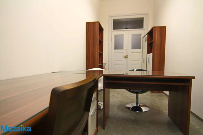 Pronájem kanceláře, Litomyšl, Braunerovo nám., 11 m2