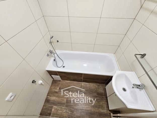 Pronájem bytu 1+1, Břidličná, 34 m2