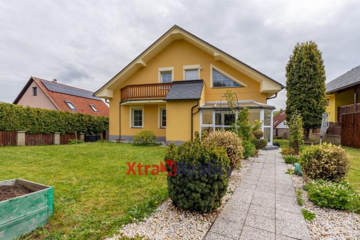 Prodej rodinného domu, Kadaň, Třešňová, 405 m2