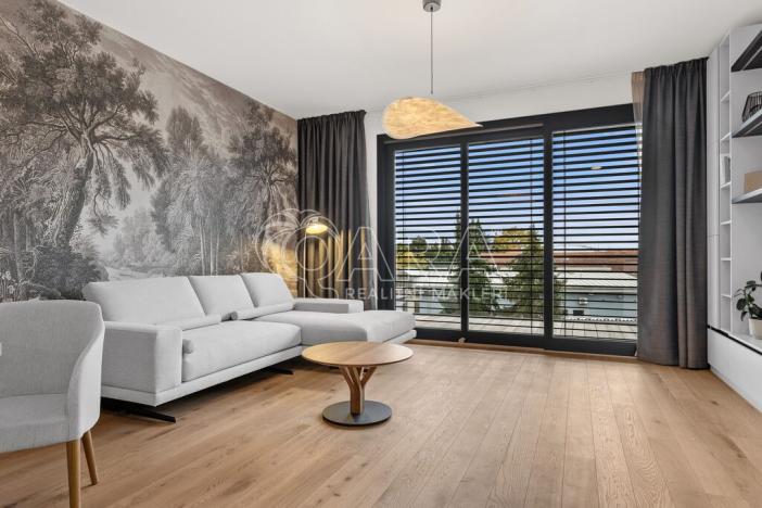 Pronájem bytu 2+kk, Praha - Troja, Pod Hrachovkou, 58 m2