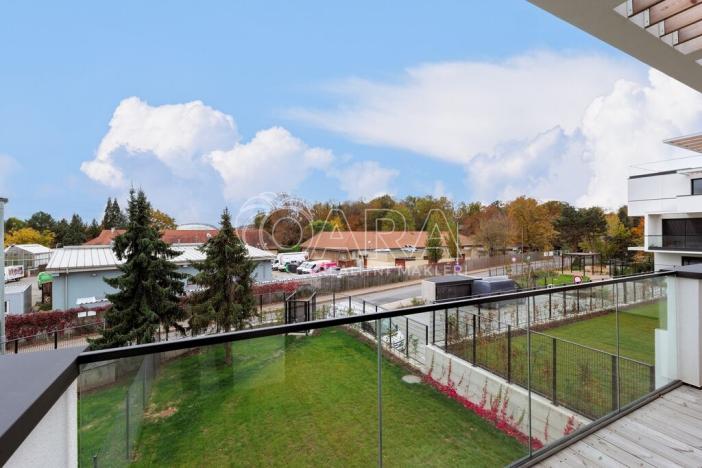 Pronájem bytu 2+kk, Praha - Troja, Pod Hrachovkou, 58 m2