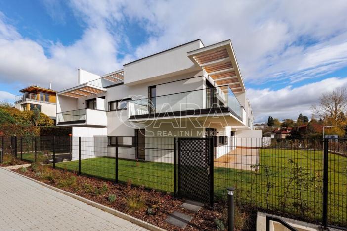 Pronájem bytu 2+kk, Praha - Troja, Pod Hrachovkou, 58 m2