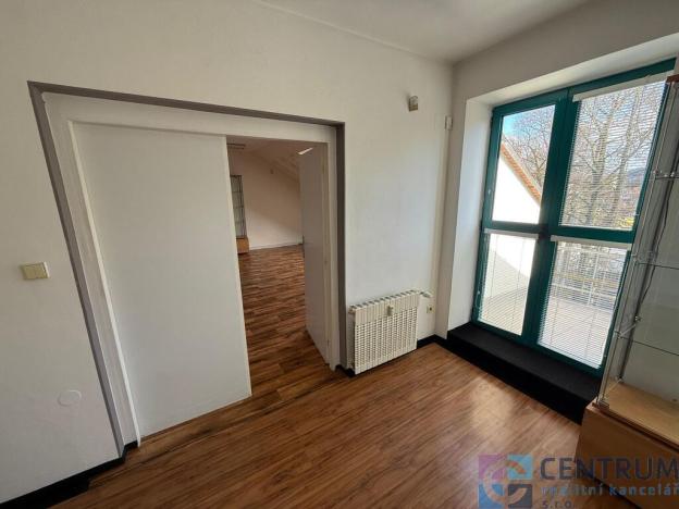 Pronájem kanceláře, Jablonec nad Nisou, Palackého, 52 m2