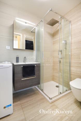 Pronájem bytu 2+kk, Praha - Strašnice, Krátká, 45 m2