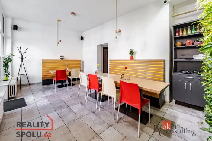 Prodej obchodního prostoru, České Budějovice - České Budějovice 7, Lidická tř., 200 m2