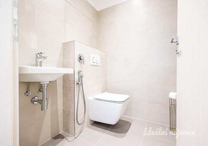 Pronájem bytu 3+kk, Praha - Krč, Hurbanova, 66 m2