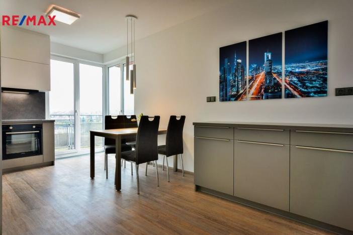 Pronájem bytu 4+kk, Praha - Záběhlice, Mattioliho, 126 m2