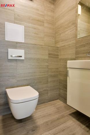 Pronájem bytu 4+kk, Praha - Záběhlice, Mattioliho, 126 m2