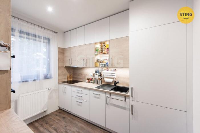 Prodej bytu 3+1, Suchohrdly u Miroslavi, 90 m2