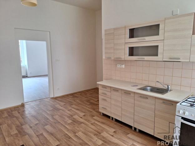 Pronájem bytu 2+kk, Děčín, Divišova, 49 m2