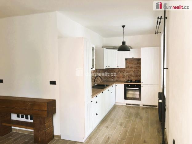 Pronájem bytu 2+kk, Frenštát pod Radhoštěm, Školská čtvrť, 53 m2