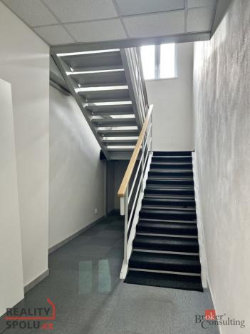 Pronájem skladu, Ostrava - Moravská Ostrava, Plynární, 781 m2