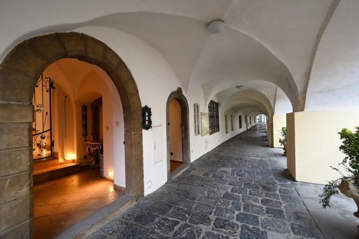 Pronájem restaurace, Praha - Malá Strana, Maltézské náměstí, 89 m2