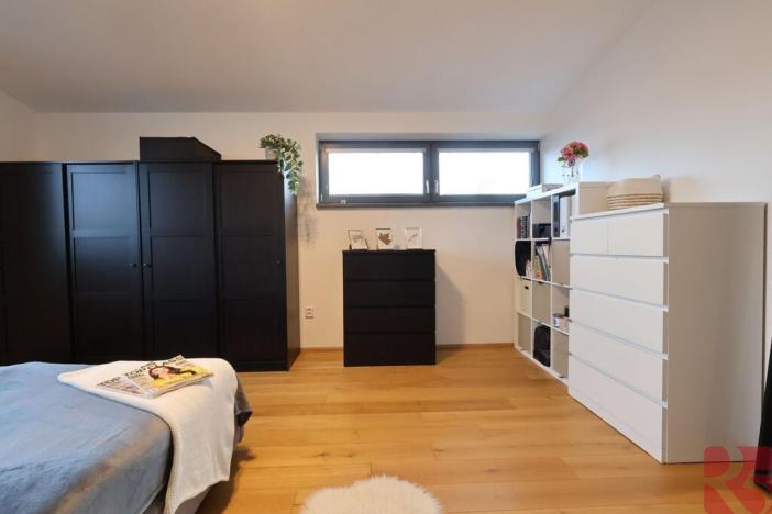 Prodej bytu 3+kk, Praha - Lhotka, Slepá I, 74 m2