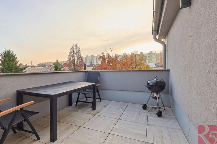 Prodej bytu 3+kk, Praha - Lhotka, Slepá I, 74 m2