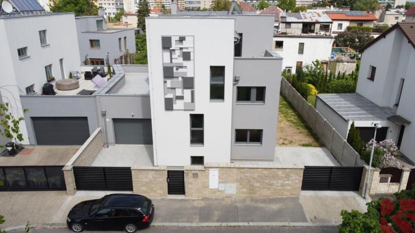 Prodej bytu 3+kk, Praha - Lhotka, Slepá I, 74 m2