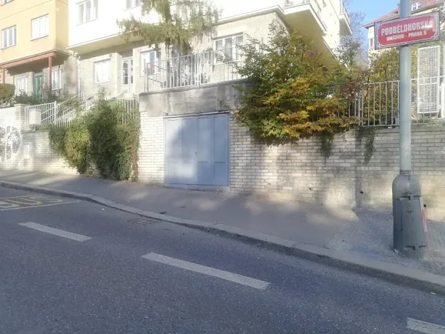 Pronájem skladu, Praha - Smíchov, Podbělohorská, 14 m2