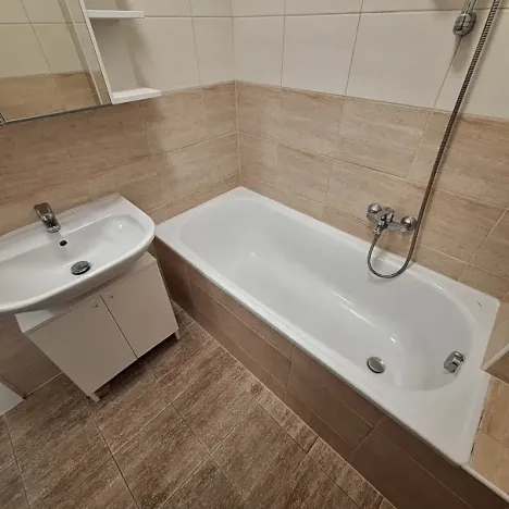 Pronájem bytu 2+kk, Praha - Vršovice, Rybalkova, 45 m2