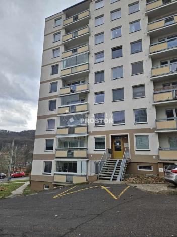 Pronájem bytu 4+1, Ústí nad Labem - Bukov, Vinařská, 83 m2