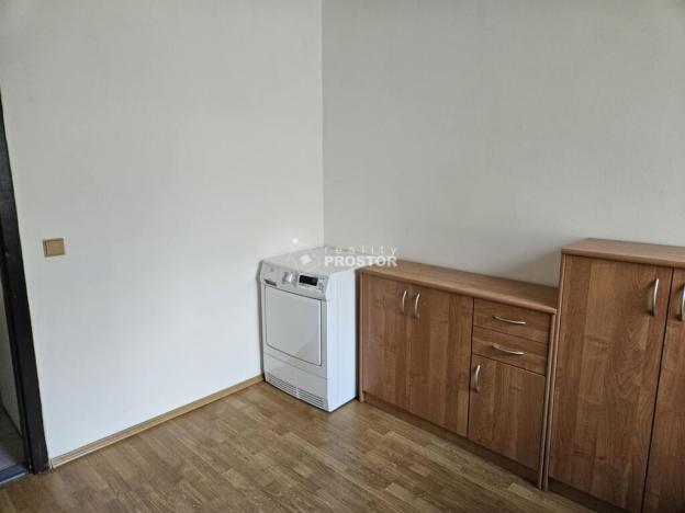 Pronájem bytu 4+1, Ústí nad Labem - Bukov, Vinařská, 83 m2