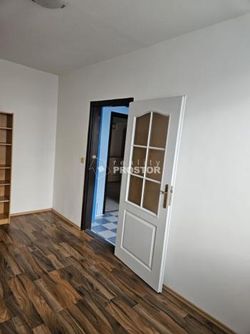 Pronájem bytu 4+1, Ústí nad Labem - Bukov, Vinařská, 83 m2