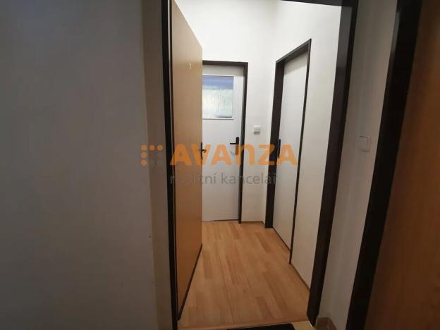 Pronájem bytu 1+kk, Děčín, Drážďanská, 32 m2