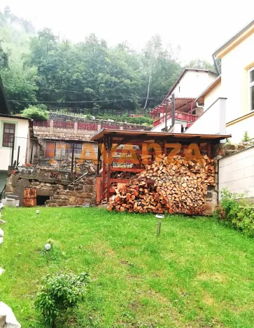 Prodej komerční nemovitosti, Děčín, 1000 m2