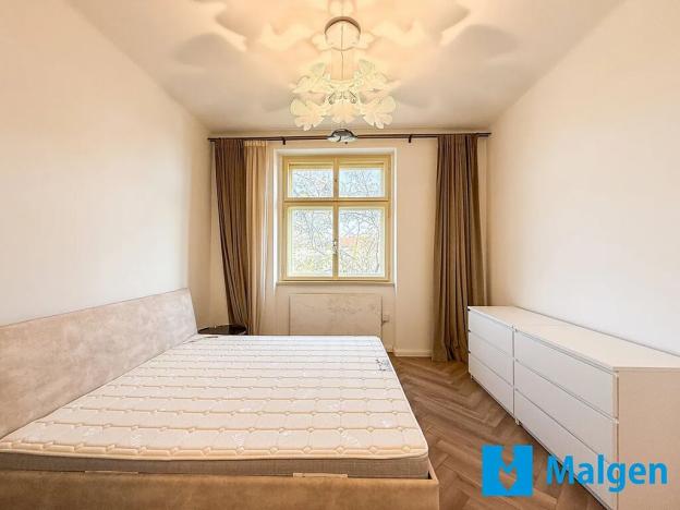 Prodej bytu 2+1, Praha - Vinohrady, náměstí Jiřího z Lobkovic, 72 m2