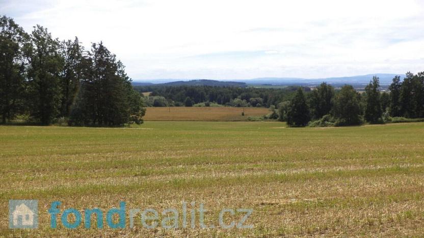 Prodej pole, Dříteň, 18412 m2
