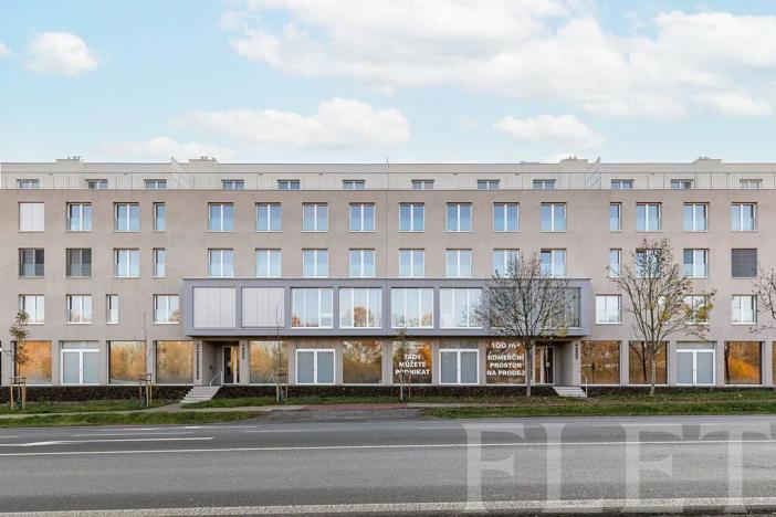 Pronájem bytu 1+kk, Praha - Hostavice, Českobrodská, 36 m2