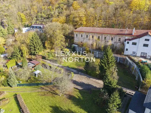 Prodej pozemku pro bydlení, Praha - Troja, V Podhoří, 1763 m2