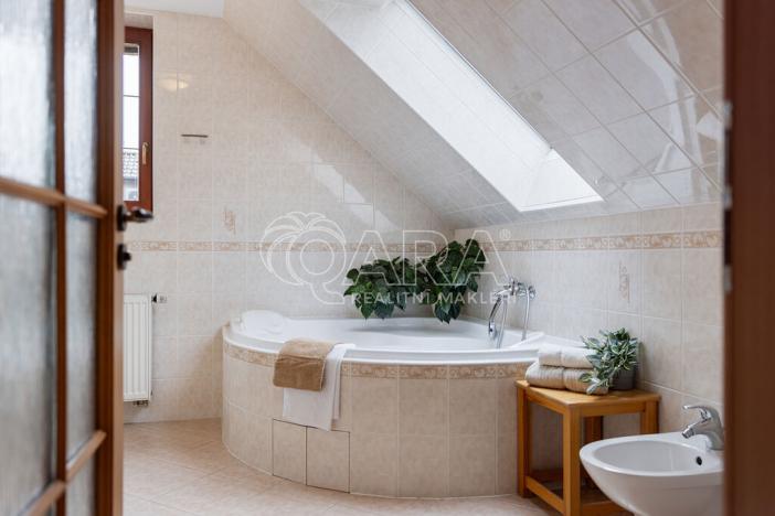 Prodej rodinného domu, Praha - Uhříněves, Jana Srba, 223 m2