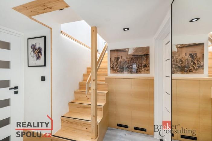 Prodej rodinného domu, Zlatá Olešnice, 197 m2