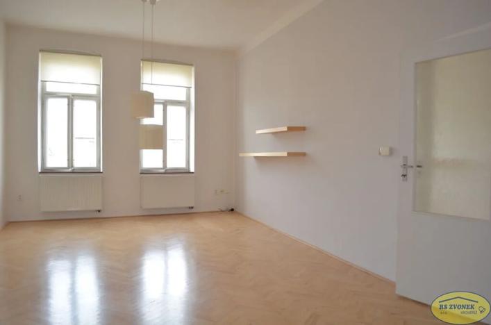 Pronájem bytu 2+kk, Šternberk, Hlavní náměstí, 71 m2