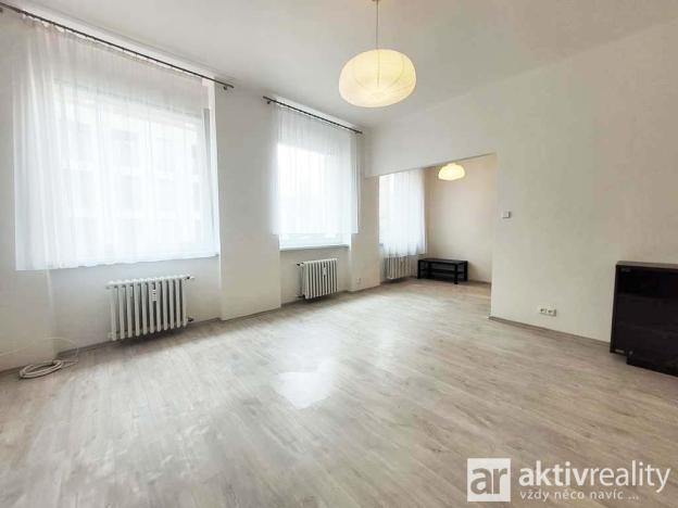 Pronájem bytu 3+1, Praha - Dejvice, Na Dionysce, 84 m2