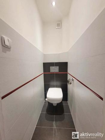 Pronájem bytu 3+1, Praha - Dejvice, Na Dionysce, 84 m2